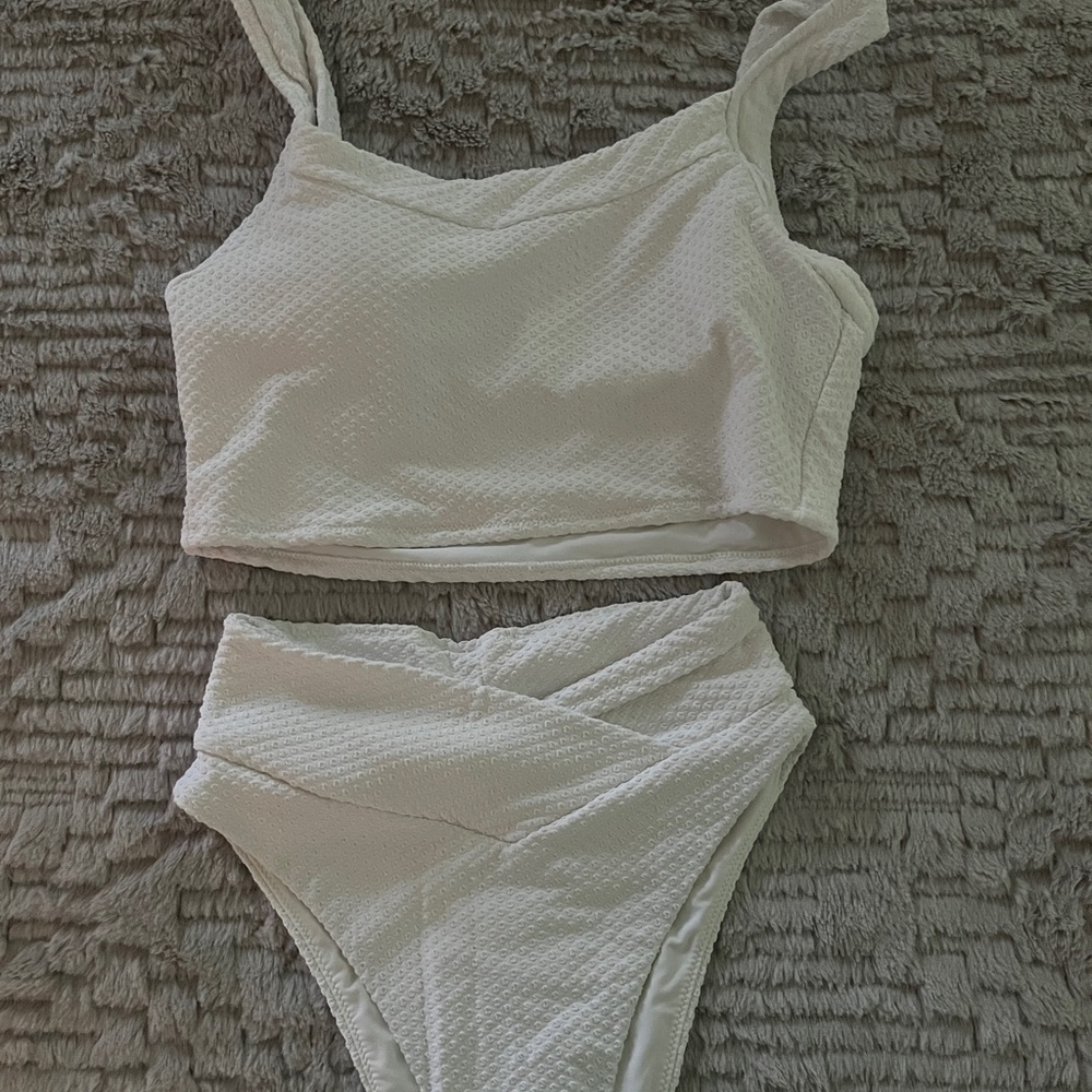 Women’s Aerie White Bathing Suit